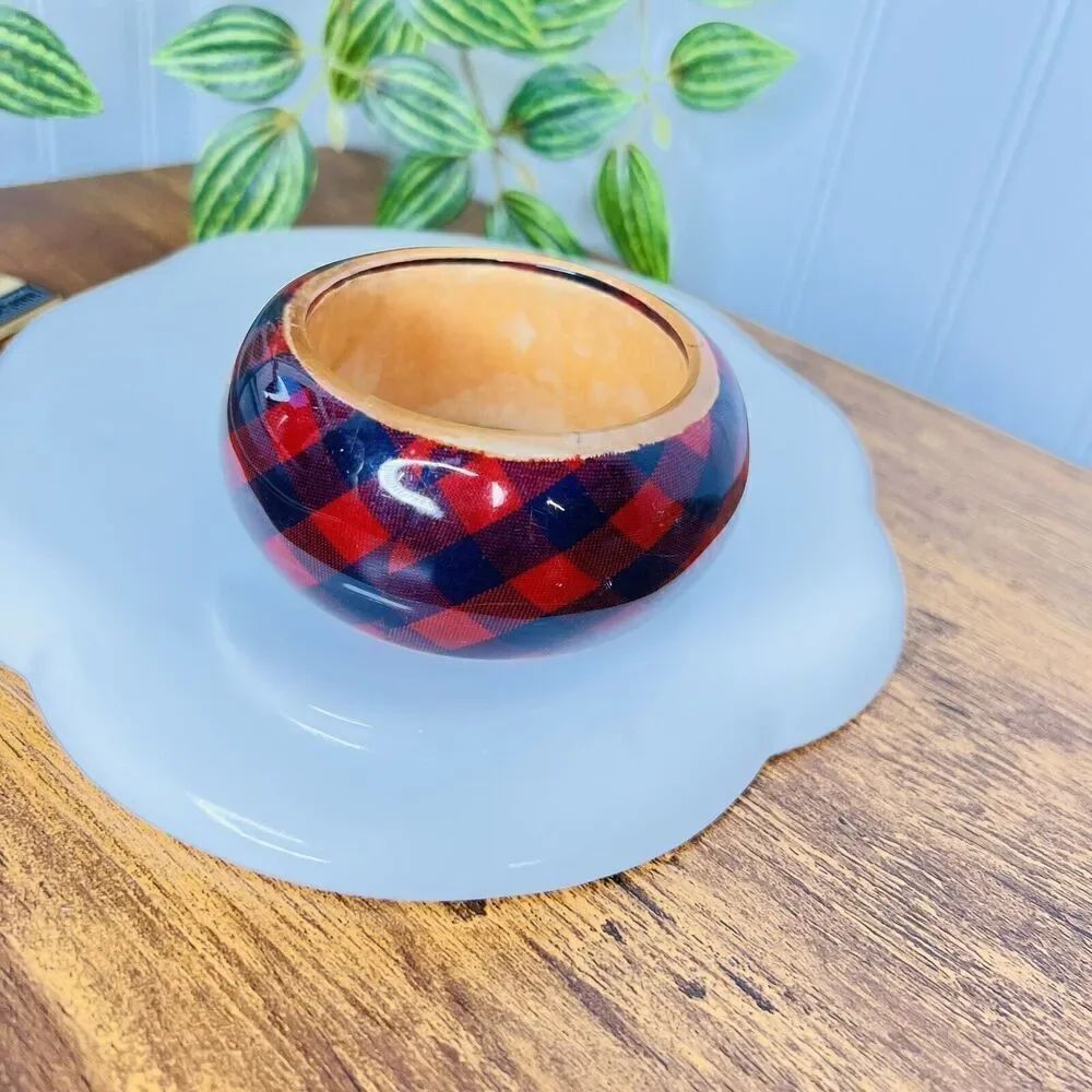 Vintage Wide Plaid Lucite Bangle Bracelet Romantic Red Black Retro 80’s 90’s Y2K - Picture 4 of 8